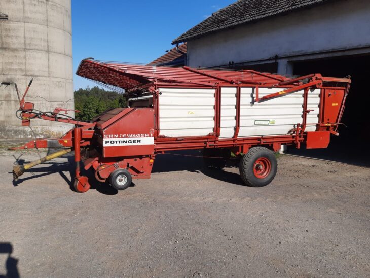 Pöttinger Erntewagen 1