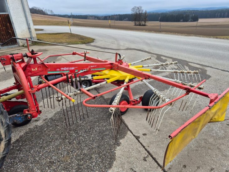 Pöttinger TOP 421 N 6 Pöttinger TOP 421 N 6