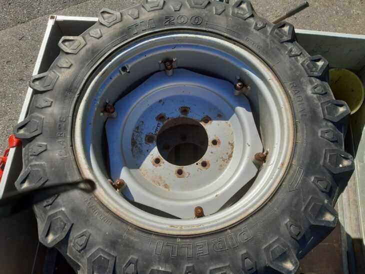 Taurus Pflegeräder für Steyr 6 Taurus Pflegeräder für Steyr 6