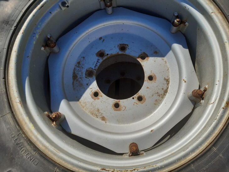 Taurus Pflegeräder für Steyr 7 Taurus Pflegeräder für Steyr 7