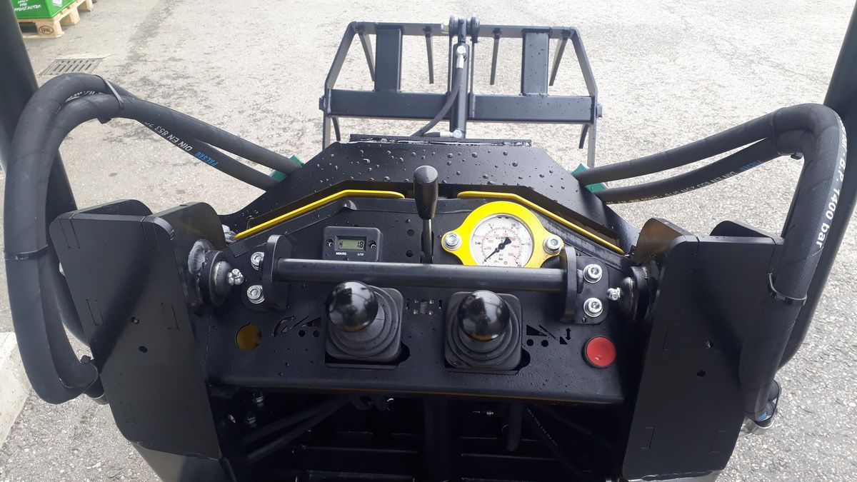 Sonstige MINIRADLADER TUR POLAND N520 Sonstige MINIRADLADER TUR POLAND N520