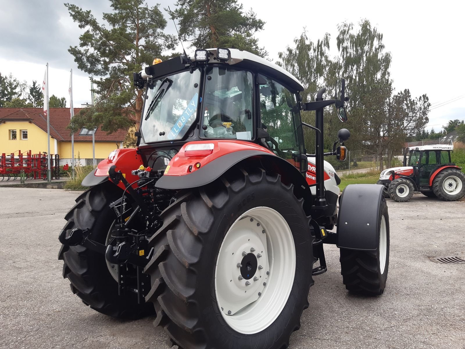 Steyr 4100 PLUS Steyr 4100 PLUS