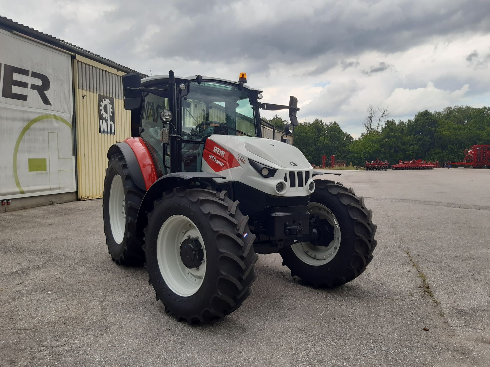 Steyr 4100 PLUS Steyr 4100 PLUS