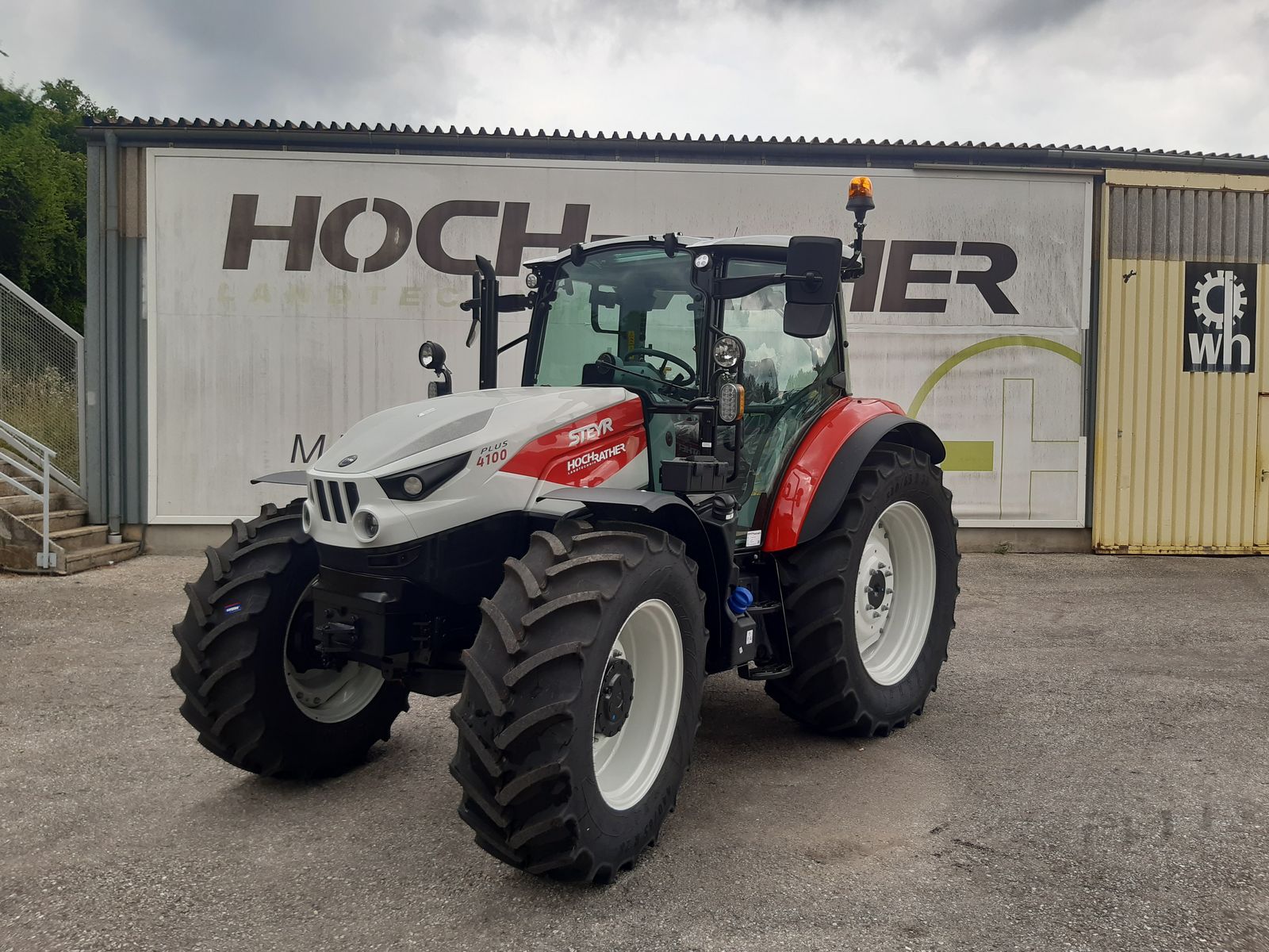 Steyr 4100 PLUS Steyr 4100 PLUS