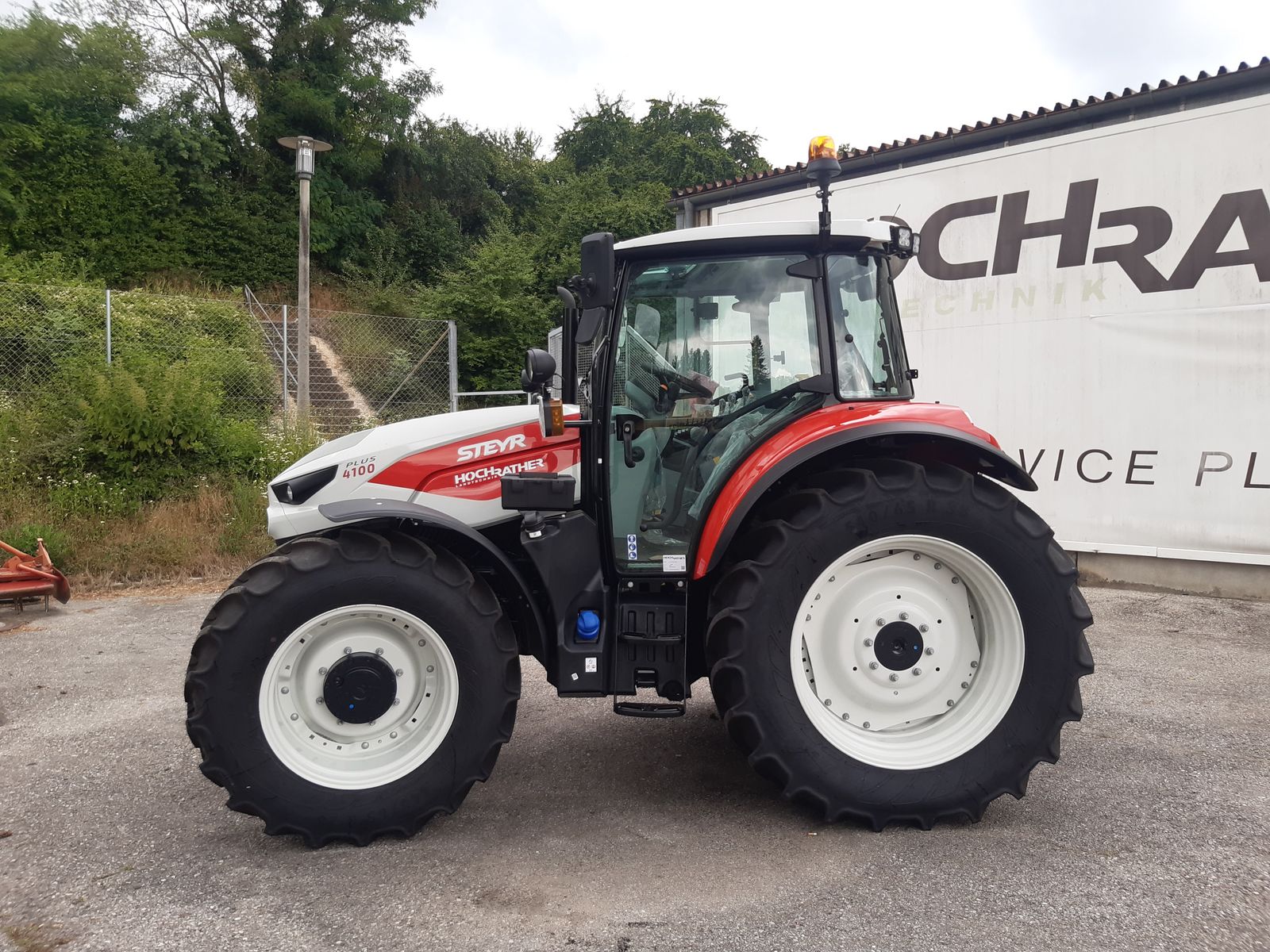 Steyr 4100 PLUS Steyr 4100 PLUS