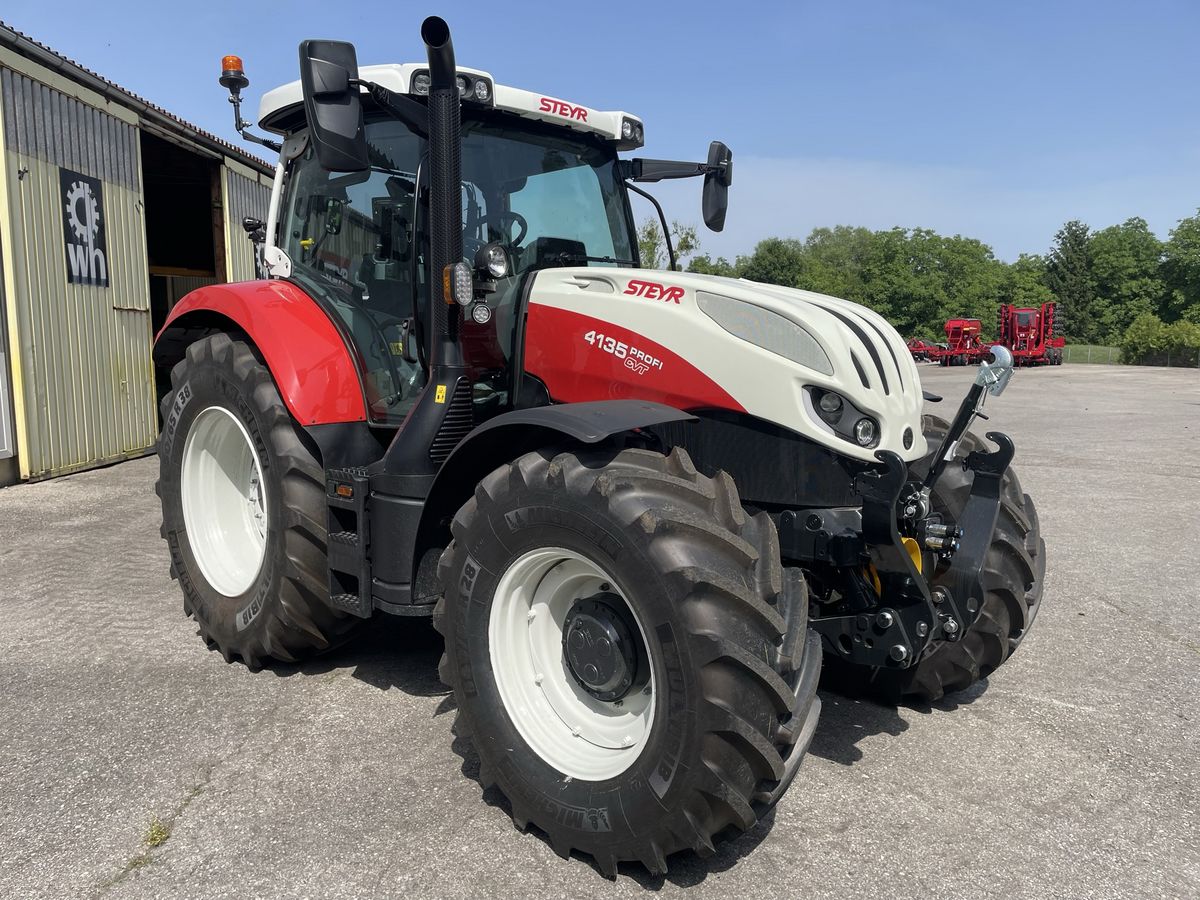 Steyr 4135 Profi CVT (Stage V) Steyr 4135 Profi CVT (Stage V)