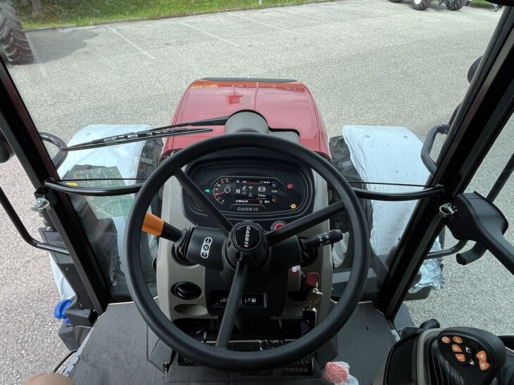 Case IH Farmall 100C Selection 5 Case IH Farmall 100C Selection 5