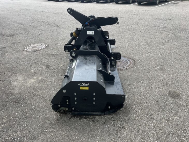 Fliegl SM Tornado 2750 4 Fliegl SM Tornado 2750 4