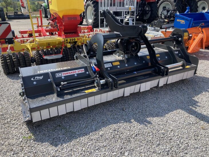Fliegl Tornado 2750 3 Fliegl Tornado 2750 3