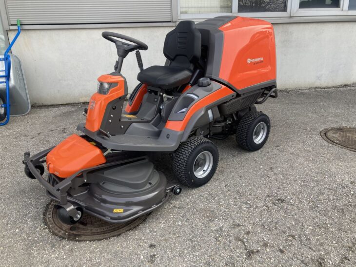 Husqvarna RC 320Ts AWD 7 Husqvarna RC 320Ts AWD 7