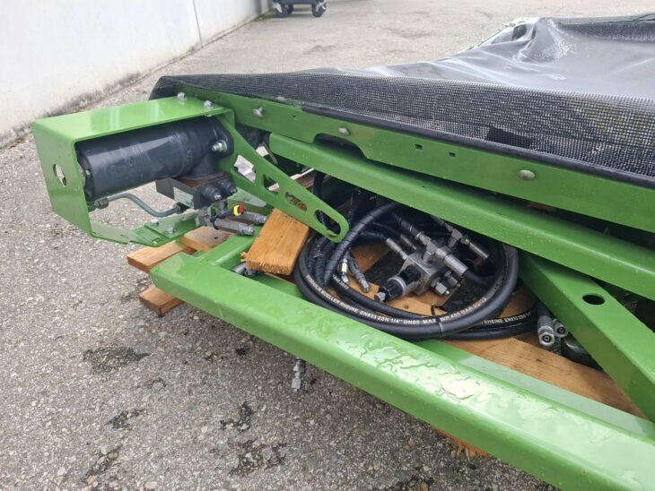 Krone Laderaumabdeckung 2 Krone Laderaumabdeckung 2