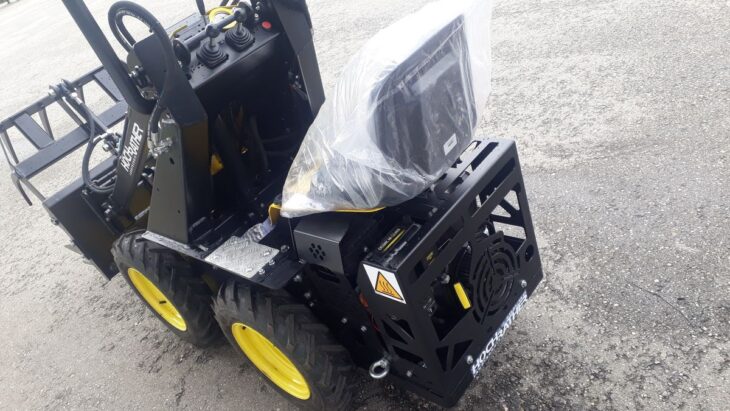 Sonstige MINIRADLADER TUR POLAND N520 6 Sonstige MINIRADLADER TUR POLAND N520 6