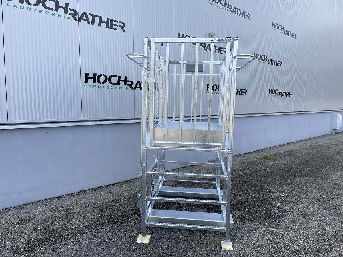 Fliegl Arbeitsbühne hoch Fliegl Arbeitsbühne hoch