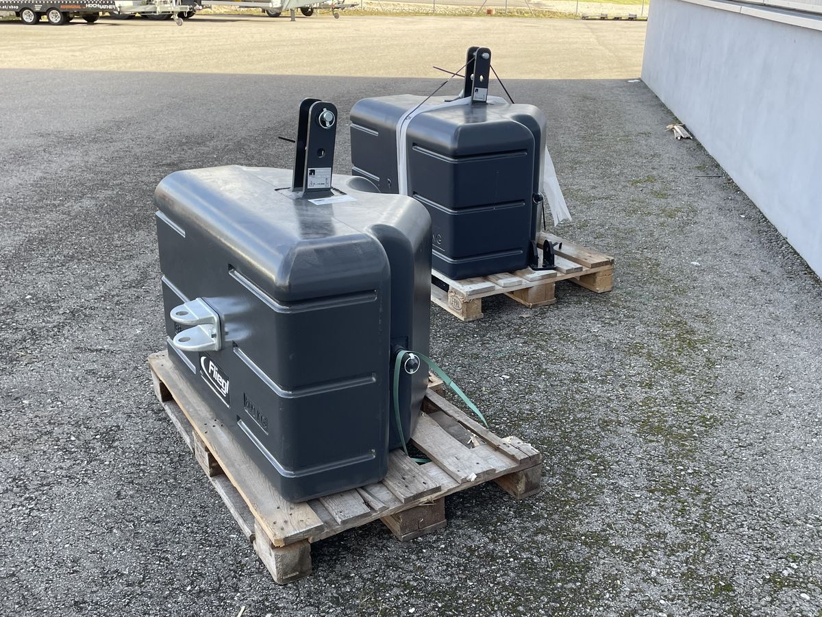 Fliegl Fliegl Front - Heckgewicht 1000kg Fliegl Fliegl Front - Heckgewicht 1000kg