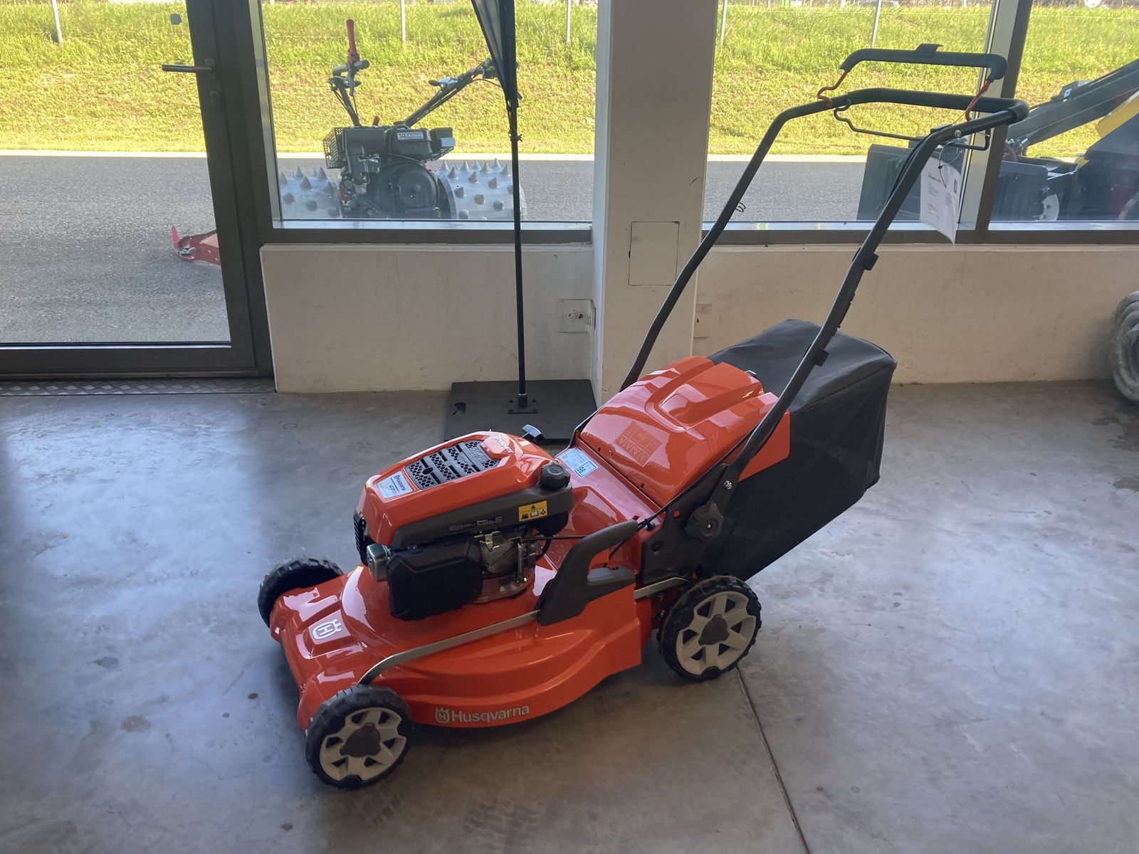 Husqvarna LC 253S Husqvarna LC 253S