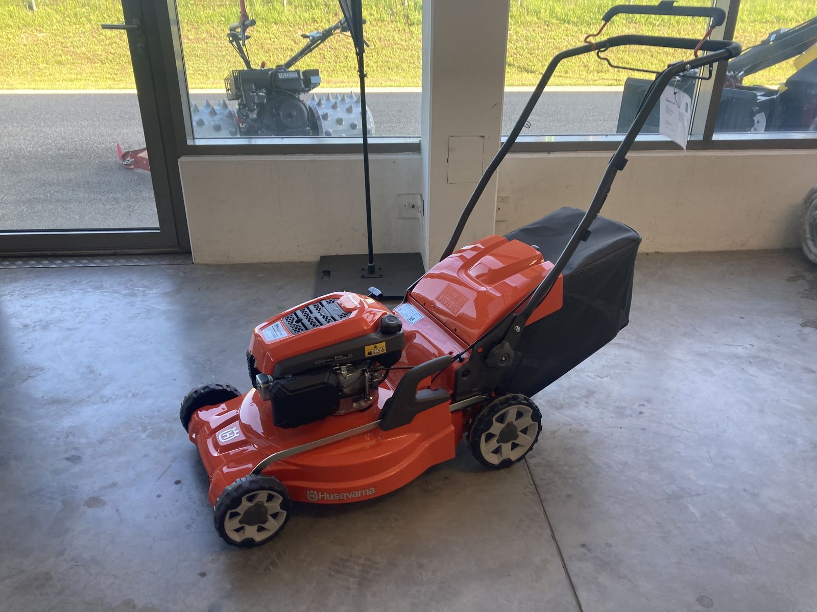 Husqvarna LC 253S Husqvarna LC 253S