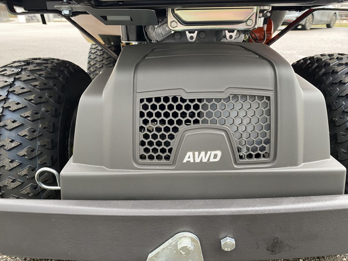 Husqvarna R 320X AWD Husqvarna R 320X AWD