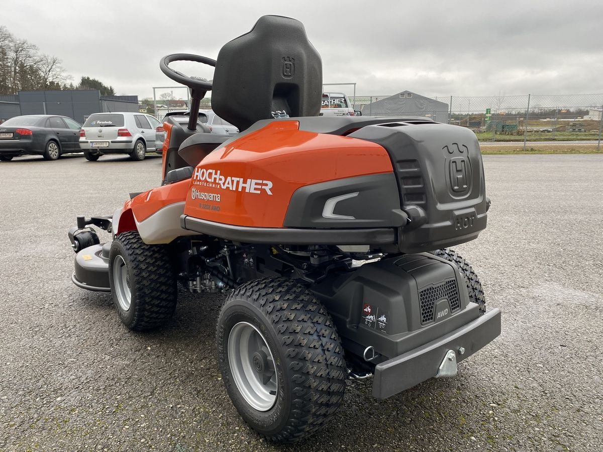 Husqvarna R 320X AWD Husqvarna R 320X AWD