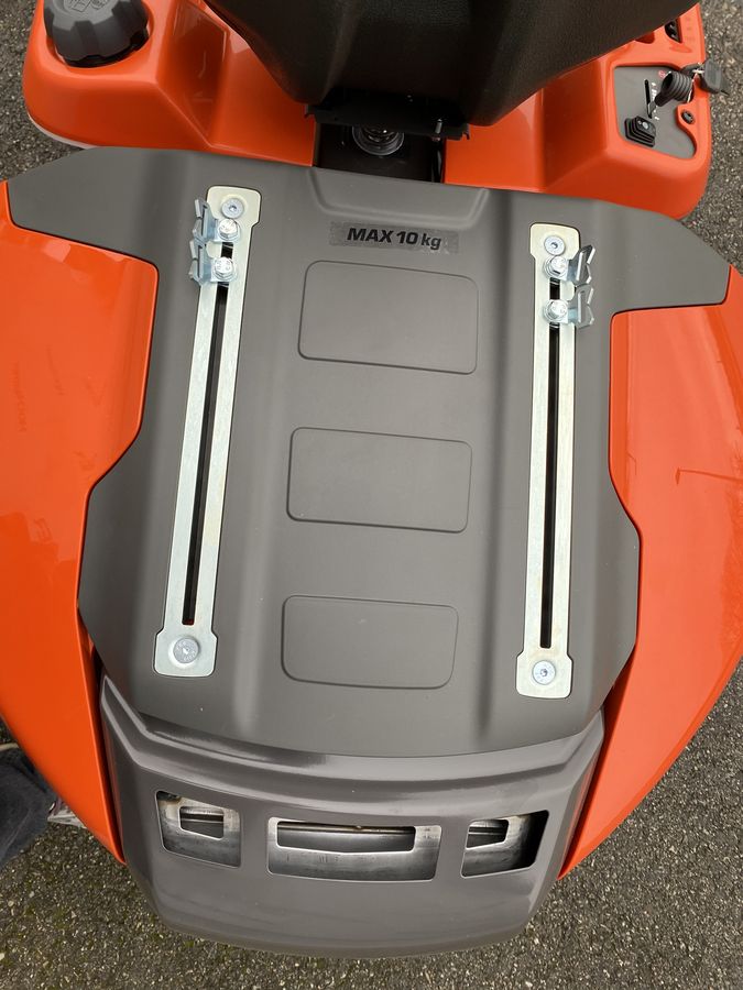 Husqvarna R 320X AWD Husqvarna R 320X AWD