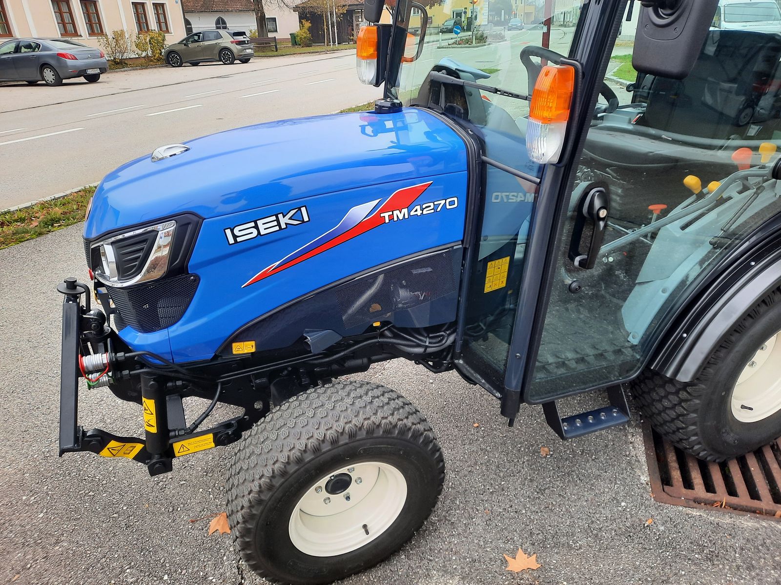 Iseki TM 4270 AHLK Iseki TM 4270 AHLK