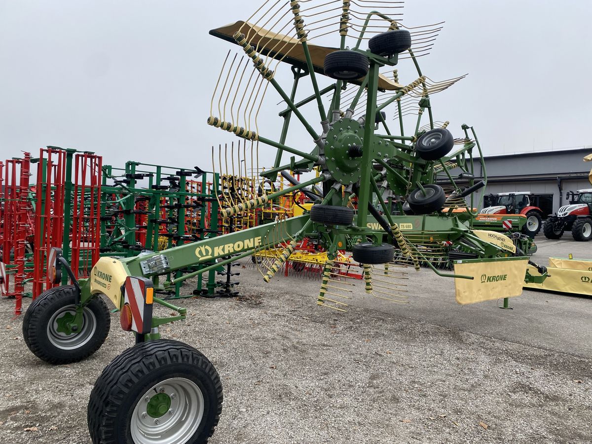 Krone Swadro TS 680 twin Krone Swadro TS 680 twin