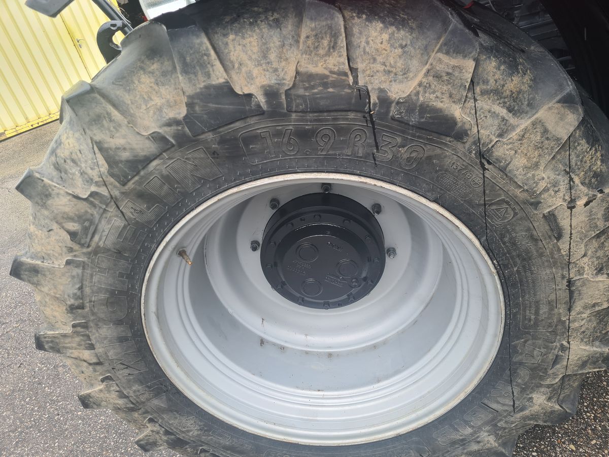 Michelin 1 Satz Räder auf Fixfelgen Spur 2250mm Michelin 1 Satz Räder auf Fixfelgen Spur 2250mm