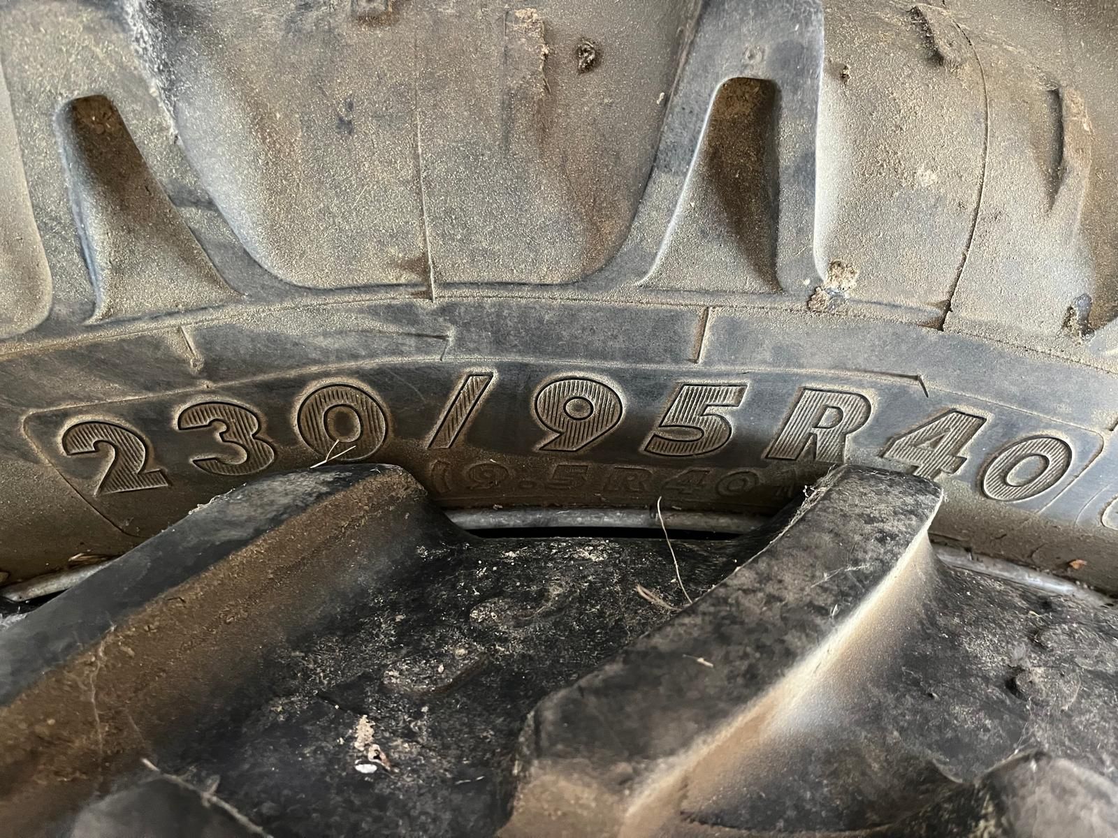 Sonstige Pflegeräder 250/85 R28 & 230/95 R40 Sonstige Pflegeräder 250/85 R28 & 230/95 R40