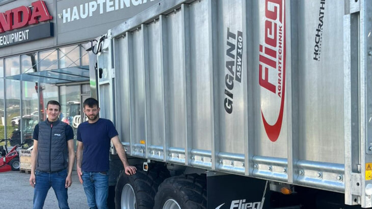 Abschiebewagen-Übergabe an Herrn Pühringer