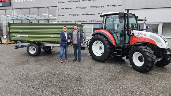 Traktor und Kipper-Übergabe an Herrn Günther Jungwirt