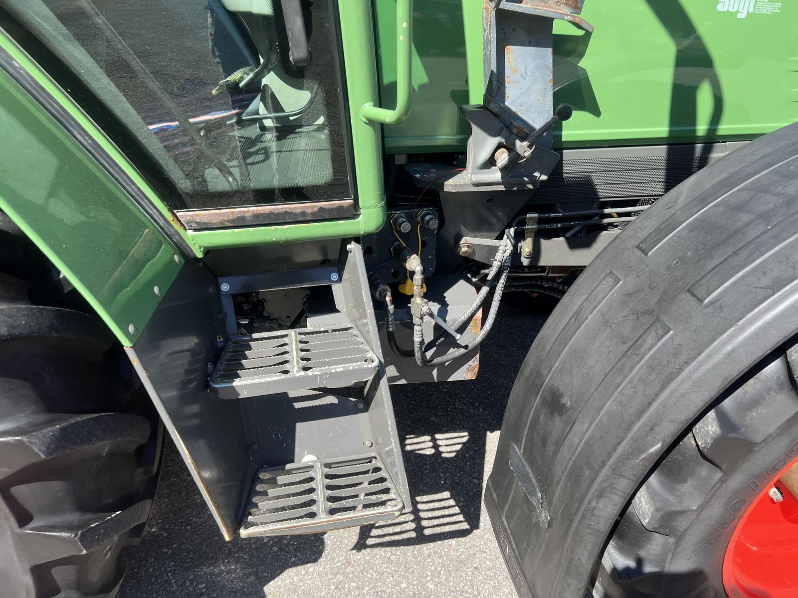 Fendt-Farmer-307-C-2026-05-29-hochrather-18 Fendt-Farmer-307-C-2026-05-29-hochrather-18