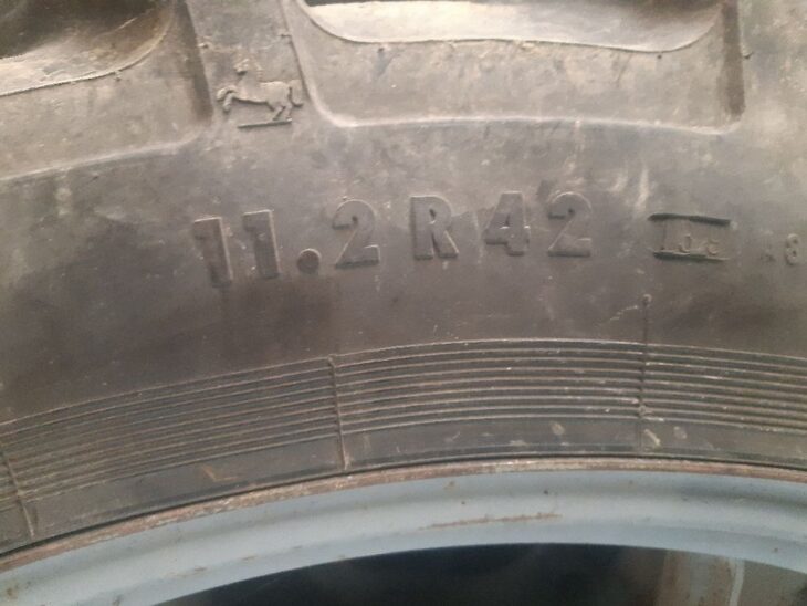 2R - 42 4 2R - 42 4