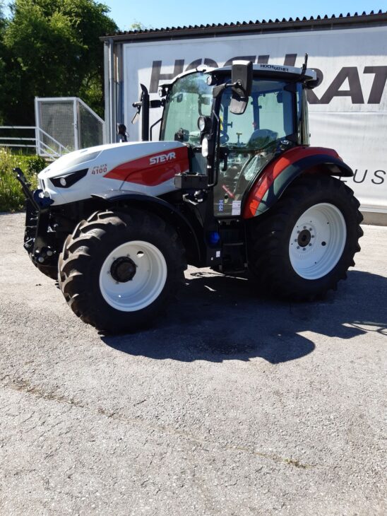Steyr 4100 PLUS 4 Steyr 4100 PLUS 4