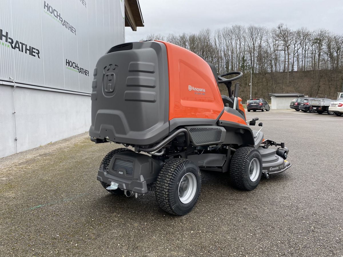 Husqvarna Rider 320Ts AWD Husqvarna Rider 320Ts AWD