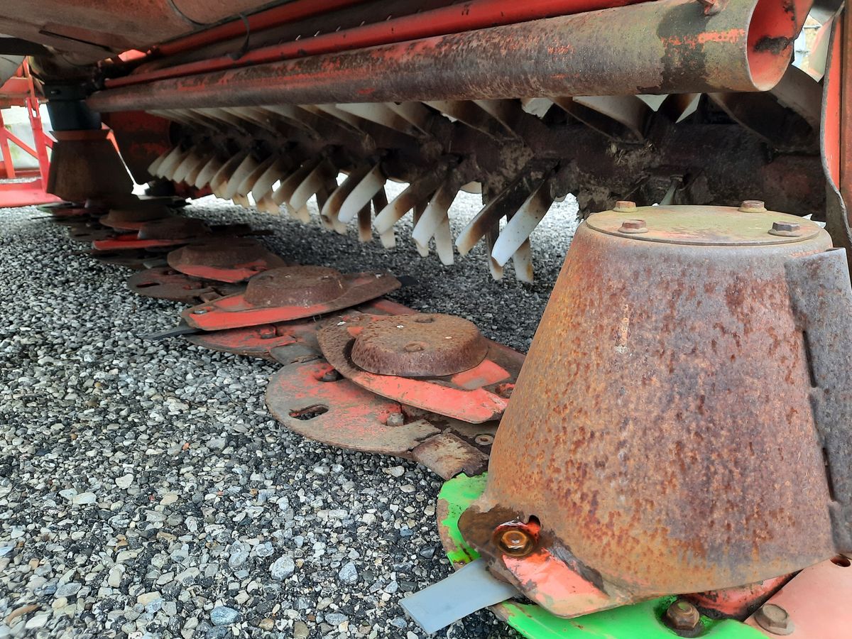Kuhn FC 883 Kuhn FC 883