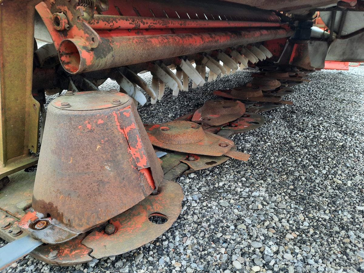 Kuhn FC 883 Kuhn FC 883