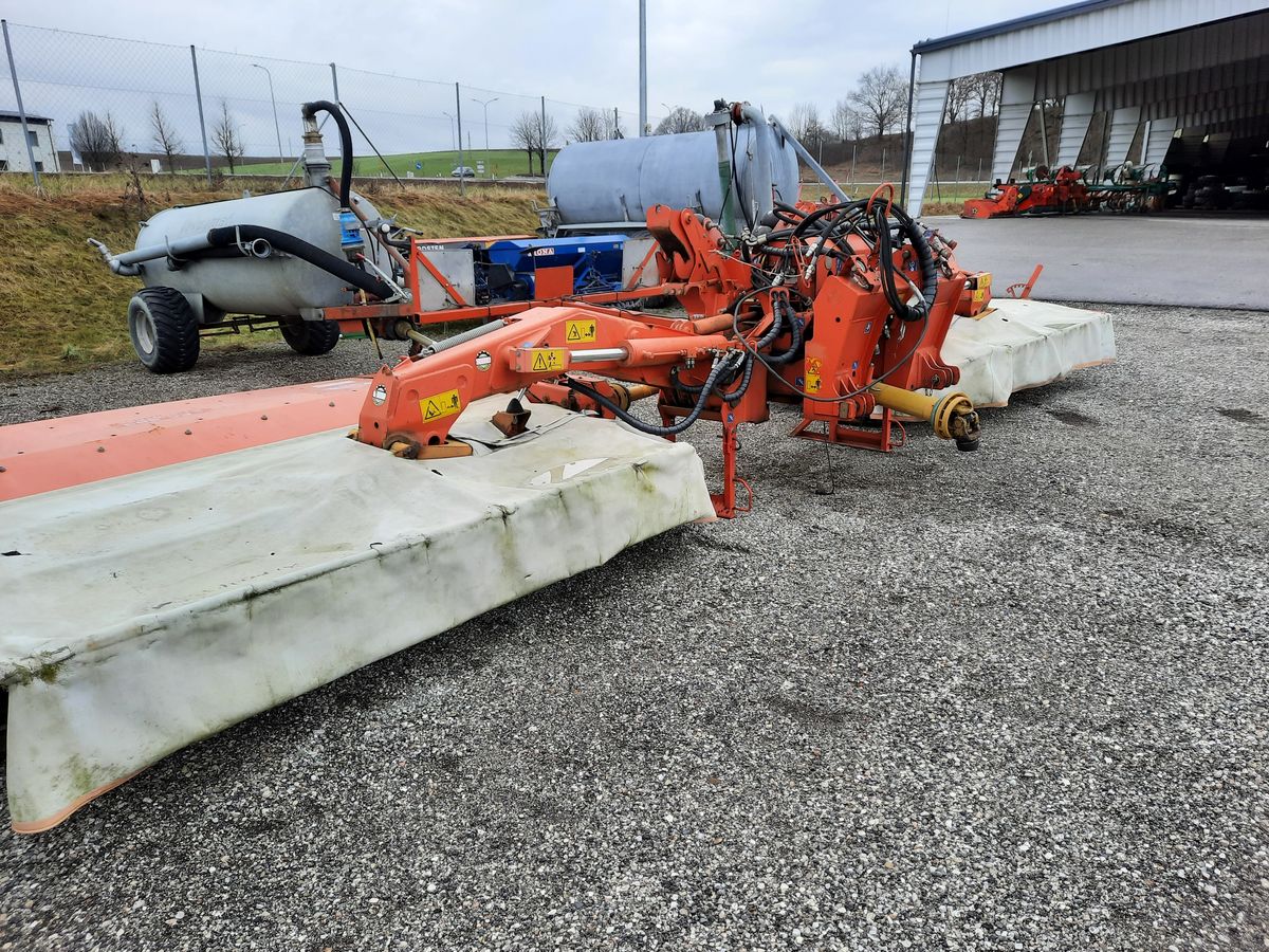 Kuhn FC 883 Kuhn FC 883