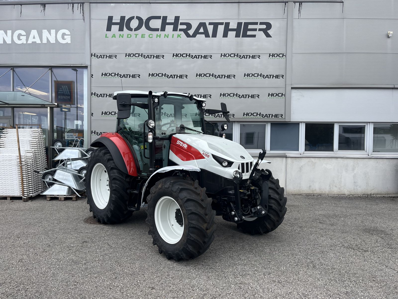 Steyr 4100 Plus