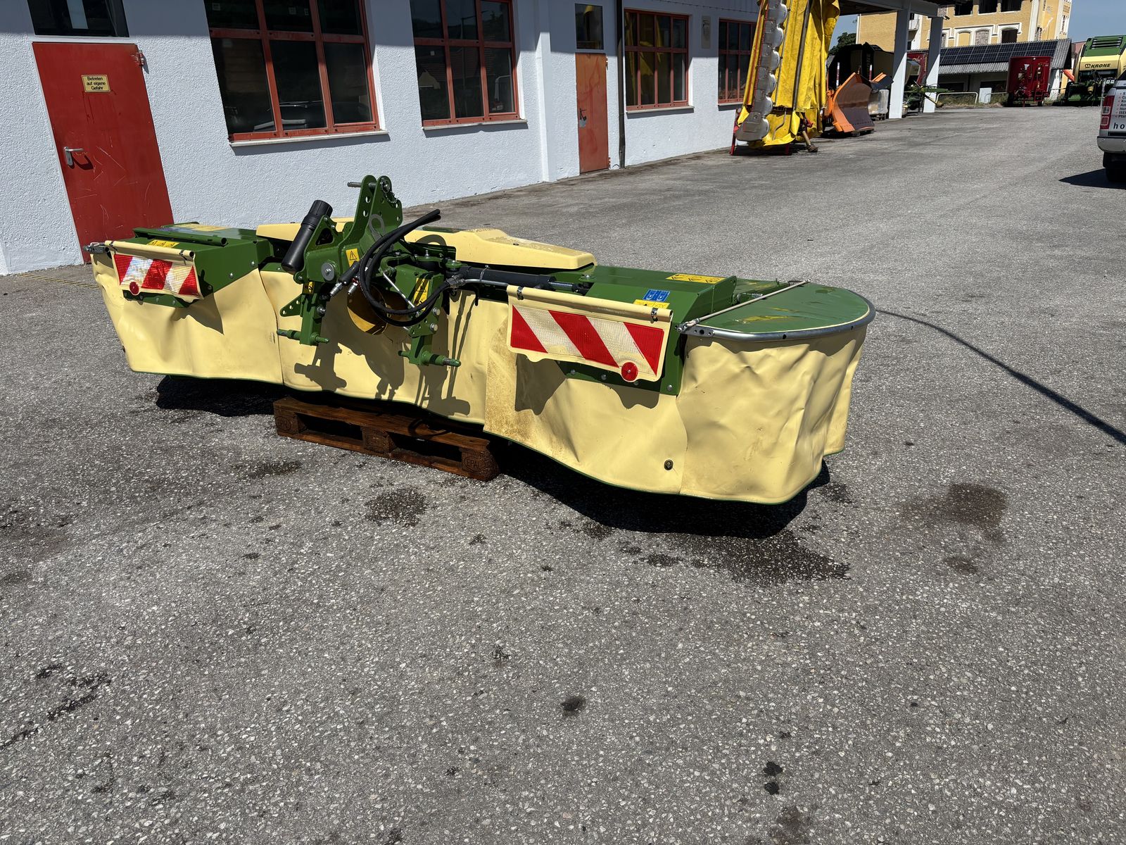 Krone EasyCut F320 Highland 3 Krone EasyCut F320 Highland 3