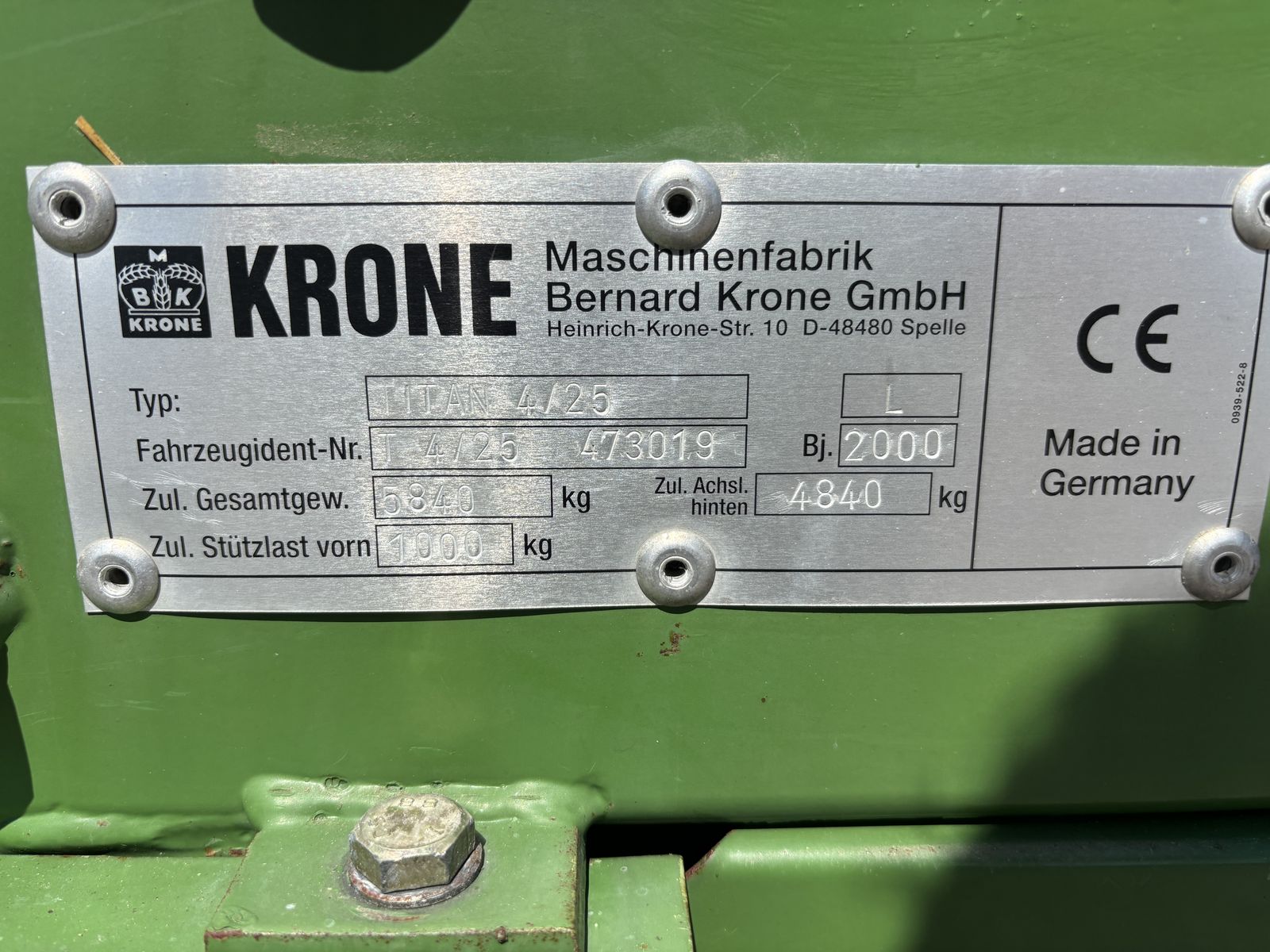 Krone Titan 4/25