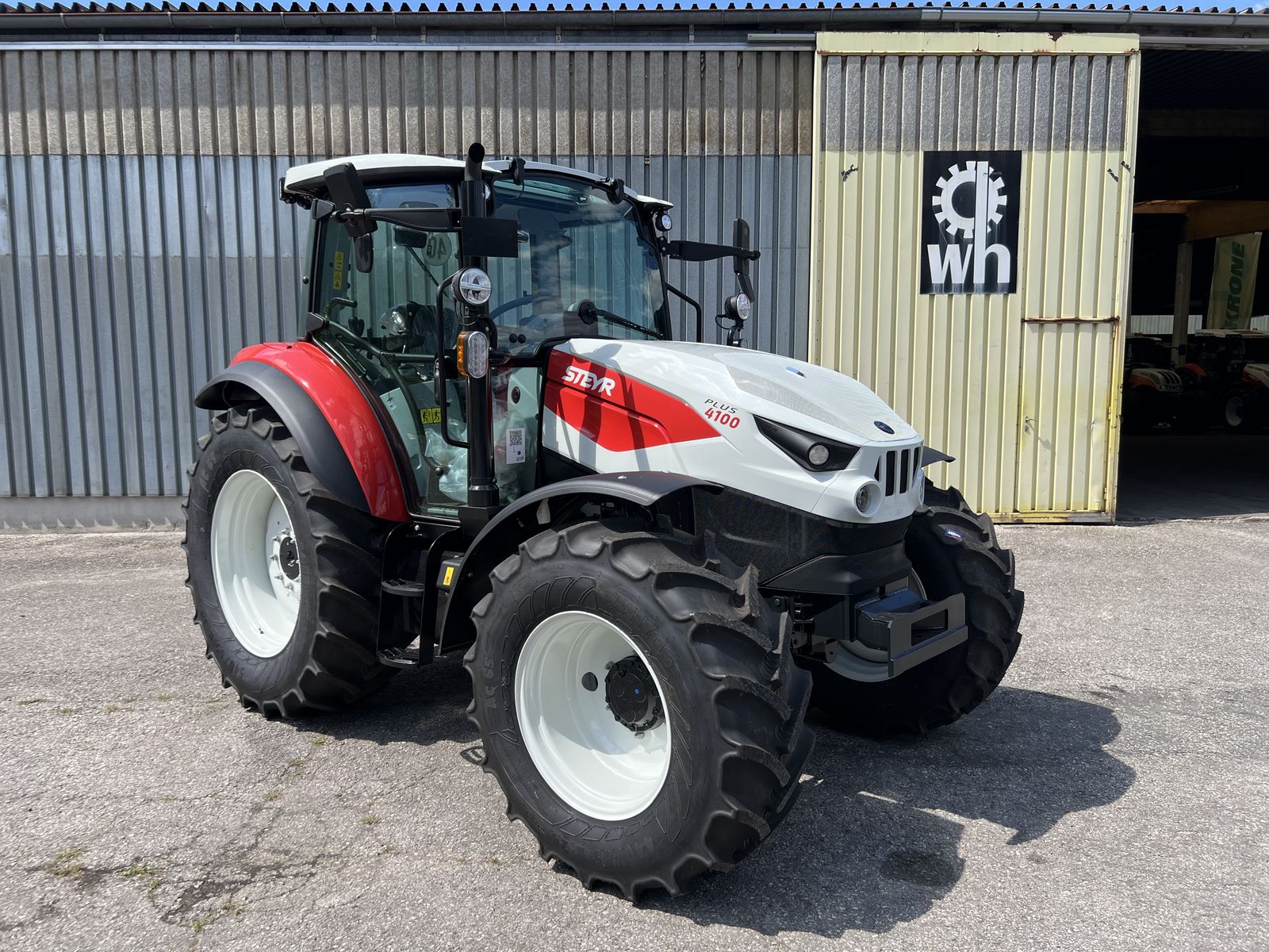 Steyr 4100 PLUS