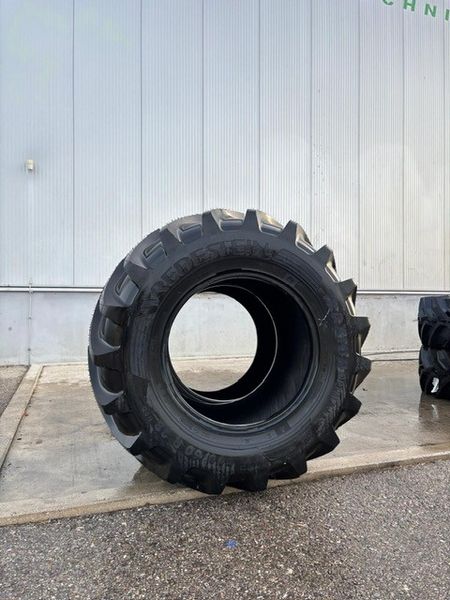 Vredestein 600/60R28 Vredestein Traxion Optimall